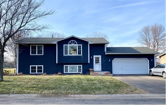 property at 517 2nd St NW