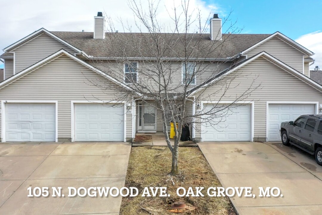 105 NE Dogwood in Oak Grove, MO - Building Photo