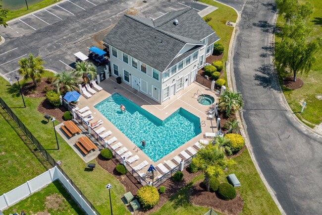 121 N Pointe Blvd in Little River, SC - Building Photo - Building Photo