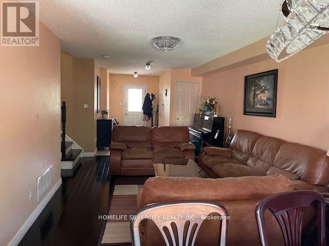 46 Clandfield St in Markham, ON - Building Photo - Building Photo