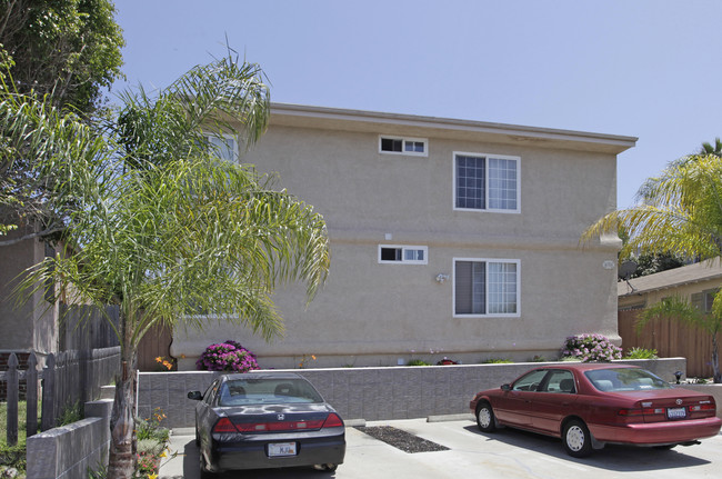 4385 Arizona St in San Diego, CA - Building Photo - Building Photo