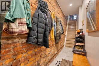 64 Oxford St in Hamilton, ON - Building Photo - Building Photo