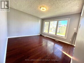 552 Monteith Ave in Oshawa, ON - Building Photo - Building Photo