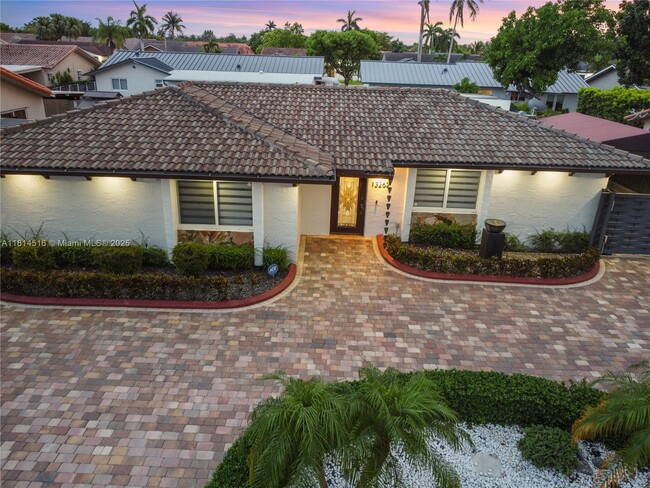 13262 NW 1st Terrace in Miami, FL - Building Photo - Building Photo