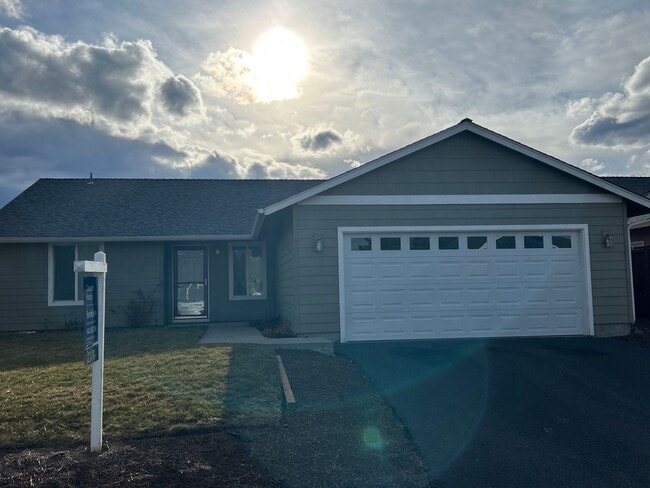 property at 640 SE Conifer Ct