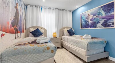 8947 Amelia Downs Trail in Kissimmee, FL - Foto de edificio - Building Photo