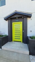 142 W 84th St in Los Angeles, CA - Building Photo - Building Photo