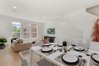 4959 Lexington Ct in Dallas, TX - Building Photo - Building Photo