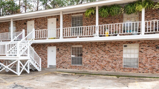 Birchwood Estates in Hattiesburg, MS - Building Photo - Building Photo