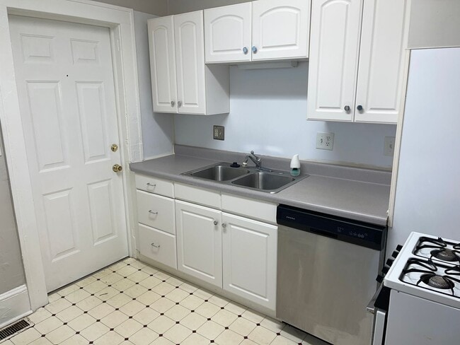 822 E Tremont Ave in Charlotte, NC - Building Photo - Building Photo