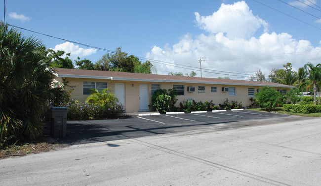 1142-1146 NE 3rd Ave in Fort Lauderdale, FL - Building Photo - Building Photo