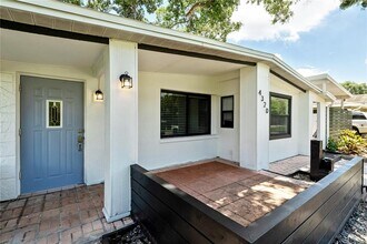 4320 S Cameron Ave in Tampa, FL - Building Photo - Building Photo