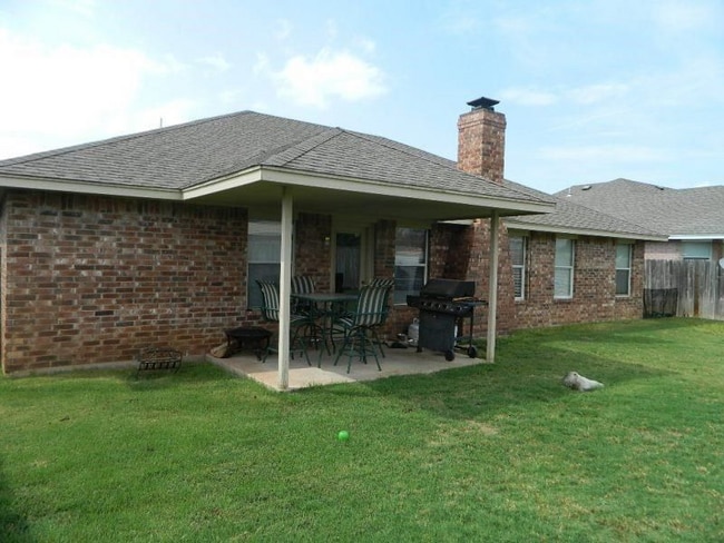 4408 SW Parkway Dr in Lawton, OK - Building Photo - Building Photo