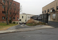 10 Sweetfield Cir in Yonkers, NY - Foto de edificio - Building Photo