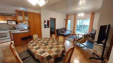 4558 Berri Rue in Montréal, QC - Building Photo - Building Photo