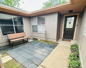 2115 Barrington Pl Dr in Sugar Land, TX - Building Photo - Building Photo