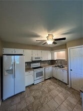 2008 Cypress Pl in Springdale, AR - Building Photo - Building Photo