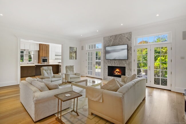 property at 355 Greens Farms Rd