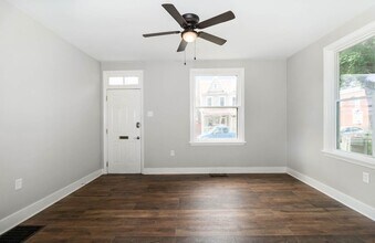 1917 Forster St in Harrisburg, PA - Building Photo - Building Photo