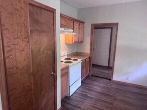 1243 13th NW in Paris, TX - Building Photo - Building Photo