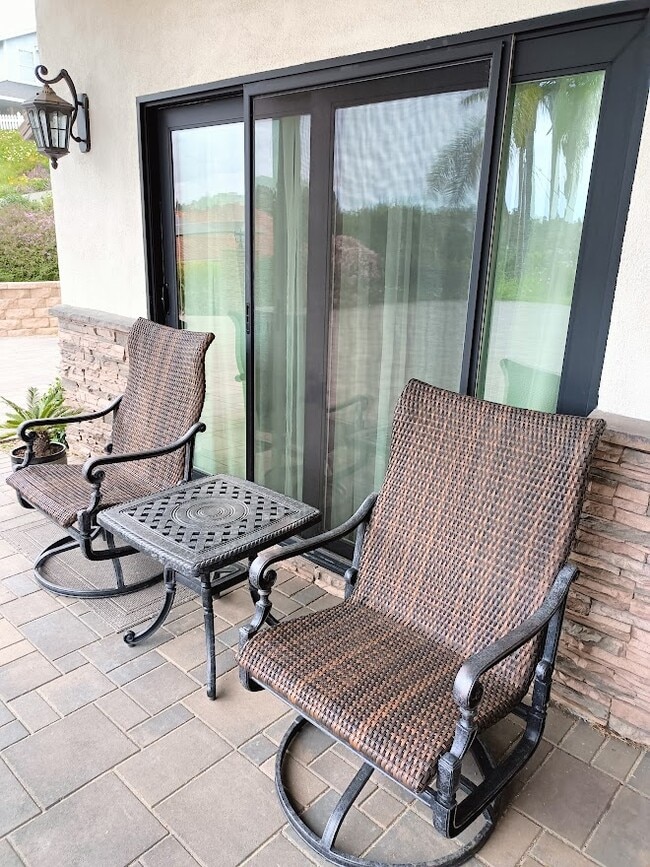 property at 1620-1624 York Dr