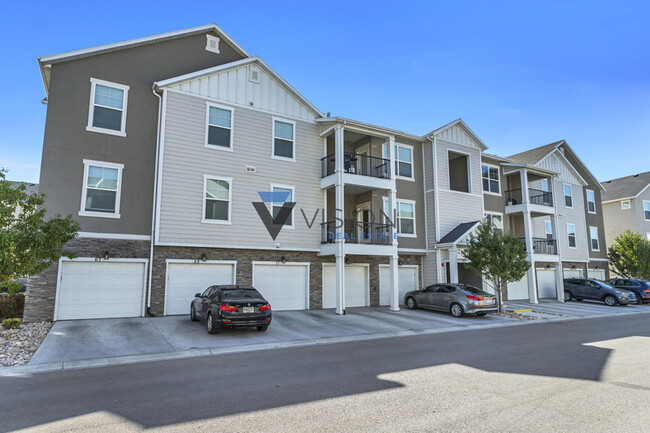 property at 73 W Silver Springs Dr