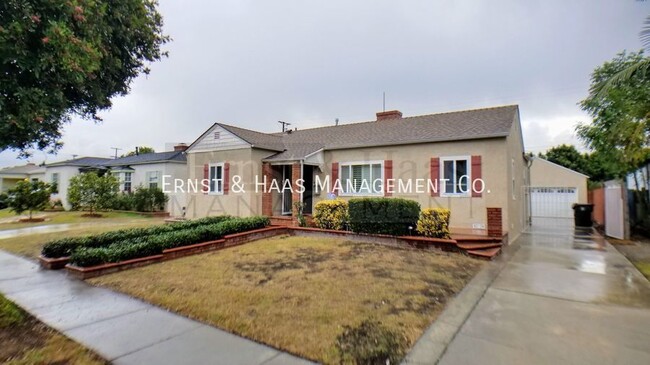 property at 4224 Maury Ave