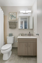 1132 N Dearborn St-Unit -#01-1010 in Chicago, IL - Building Photo - Building Photo