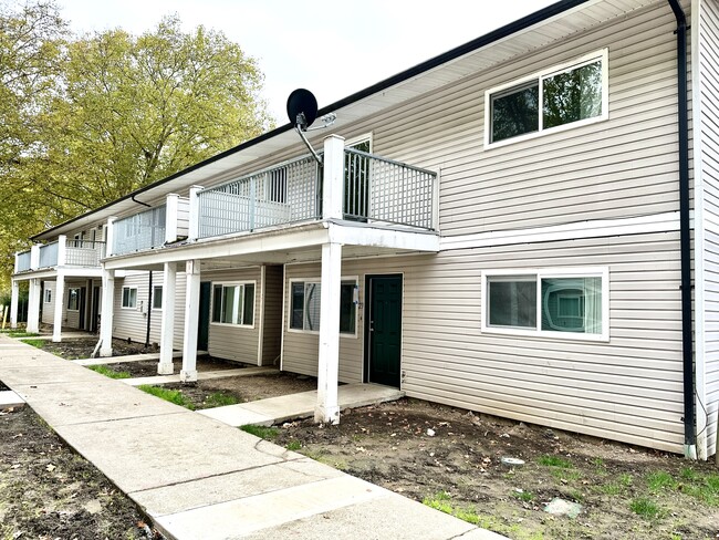 Parkside Apartments in Forest Grove, OR - Building Photo - Building Photo