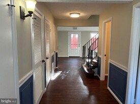 13133 Putnam Cir in Woodbridge, VA - Building Photo