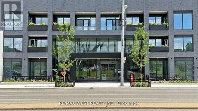 1100 Sheppard Ave W in Toronto, ON - Building Photo - Building Photo