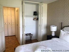 185 Freeman St, Unit 738 in Brookline, MA - Building Photo - Building Photo