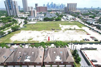 728 Tirrell St in Houston, TX - Building Photo - Building Photo