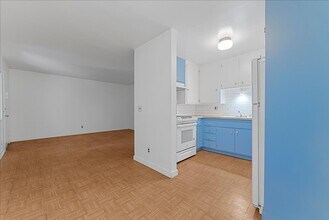 4909 Sycamore Terrace in Los Angeles, CA - Building Photo - Building Photo