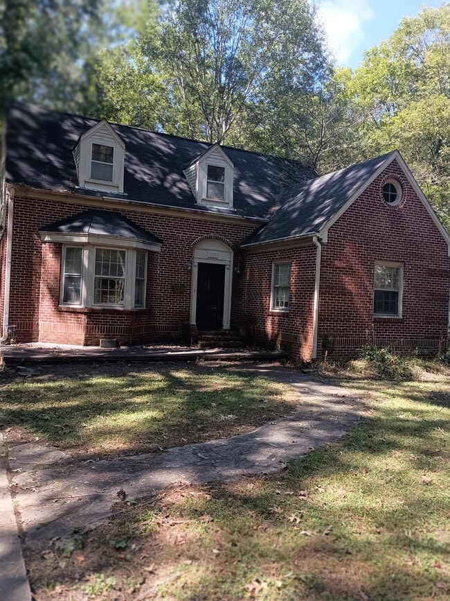 property at 1229 Jupiter St