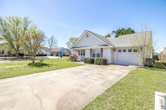 309 Deerfield Cir in Warner Robins, GA - Building Photo - Building Photo