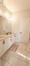 29 Dennis Reed Ct in Aurora, ON - Building Photo - Building Photo
