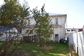 119 Mill St in Linesville, PA - Building Photo - Building Photo