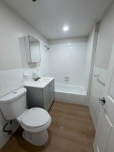 167 N Grove St, Unit 1H in East Orange, NJ - Building Photo - Building Photo