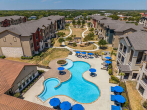 Carrington Oaks in Buda, TX - Building Photo - Building Photo