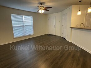 701 Tower Grove Dr in Fairview Heights, IL - Building Photo - Building Photo