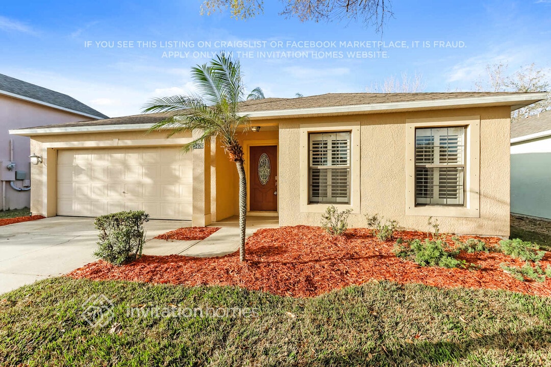 3426 Hoofprint Dr in Melbourne, FL - Building Photo