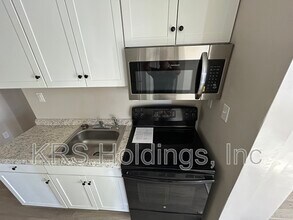 918 Watson St in Norfolk, VA - Building Photo - Building Photo