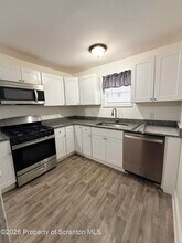 317 10th Ave in Scranton, PA - Building Photo - Building Photo