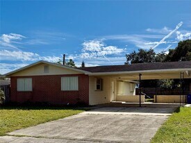 845 Edgewood Rd in Titusville, FL - Building Photo