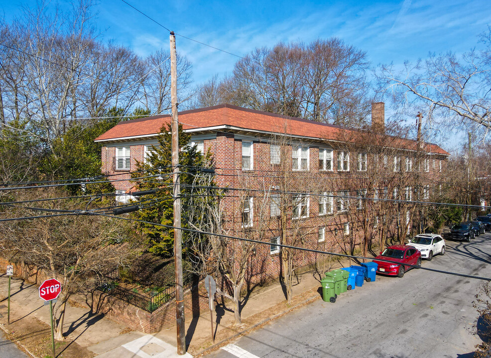 968 Saint Charles Ave NE in Atlanta, GA - Building Photo