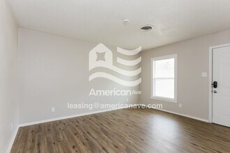 922 W 54th St in North Little Rock, AR - Building Photo - Building Photo