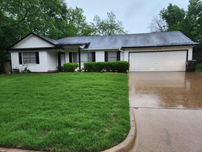 1529 E Don St in Tyler, TX - Building Photo - Building Photo