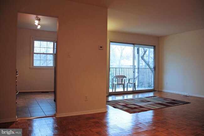 317 Homeland Southway photo'