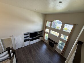744 W Ridgeline Dr in Lehi, UT - Building Photo - Building Photo